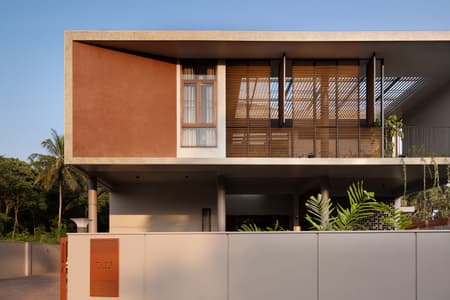 HOUSE OF LAYERS